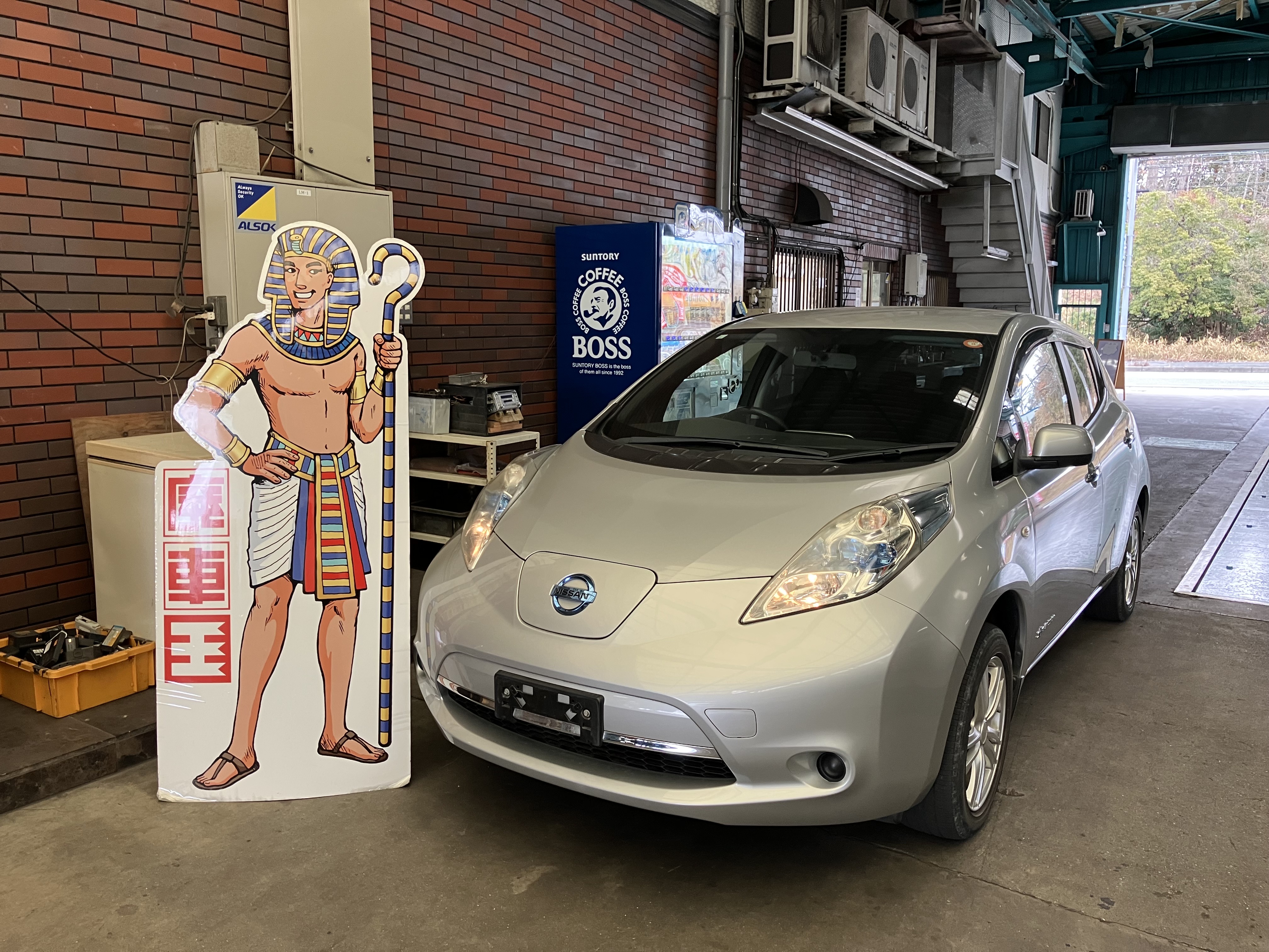 ニッサンリーフ平成25年式(2013年式)兵庫県三木市の買取実績2026/03/27画像1