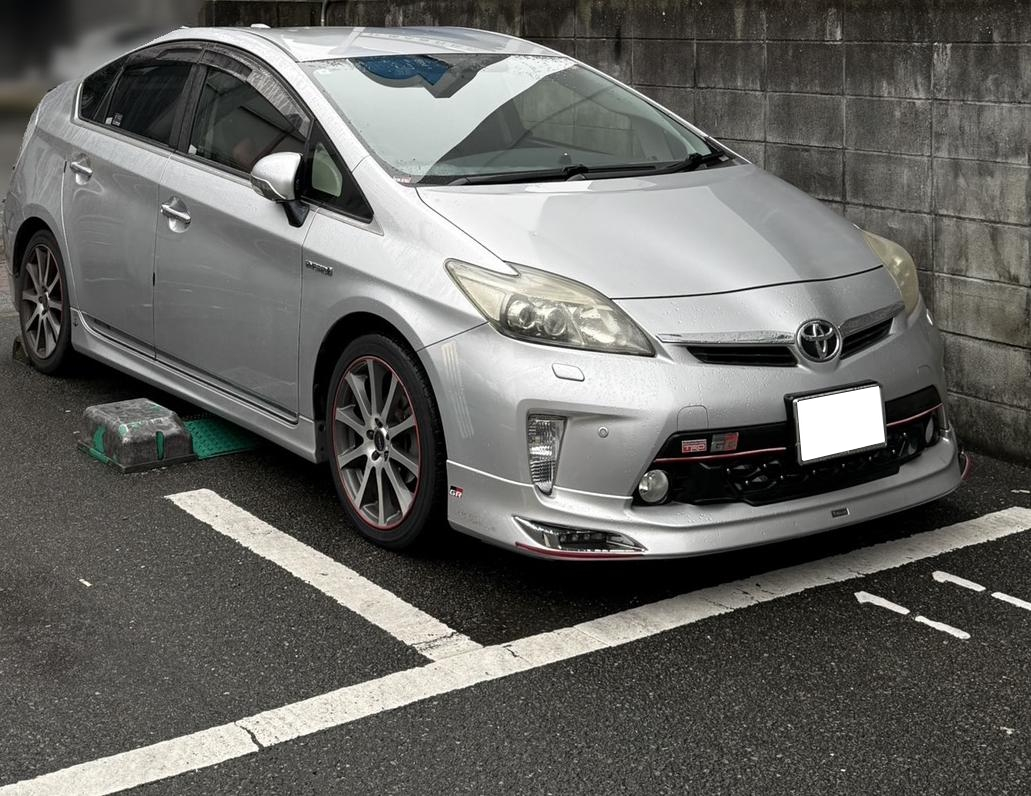 トヨタプリウス平成25年式(2013年式)福岡県那珂川市の買取実績2026/03/27画像1