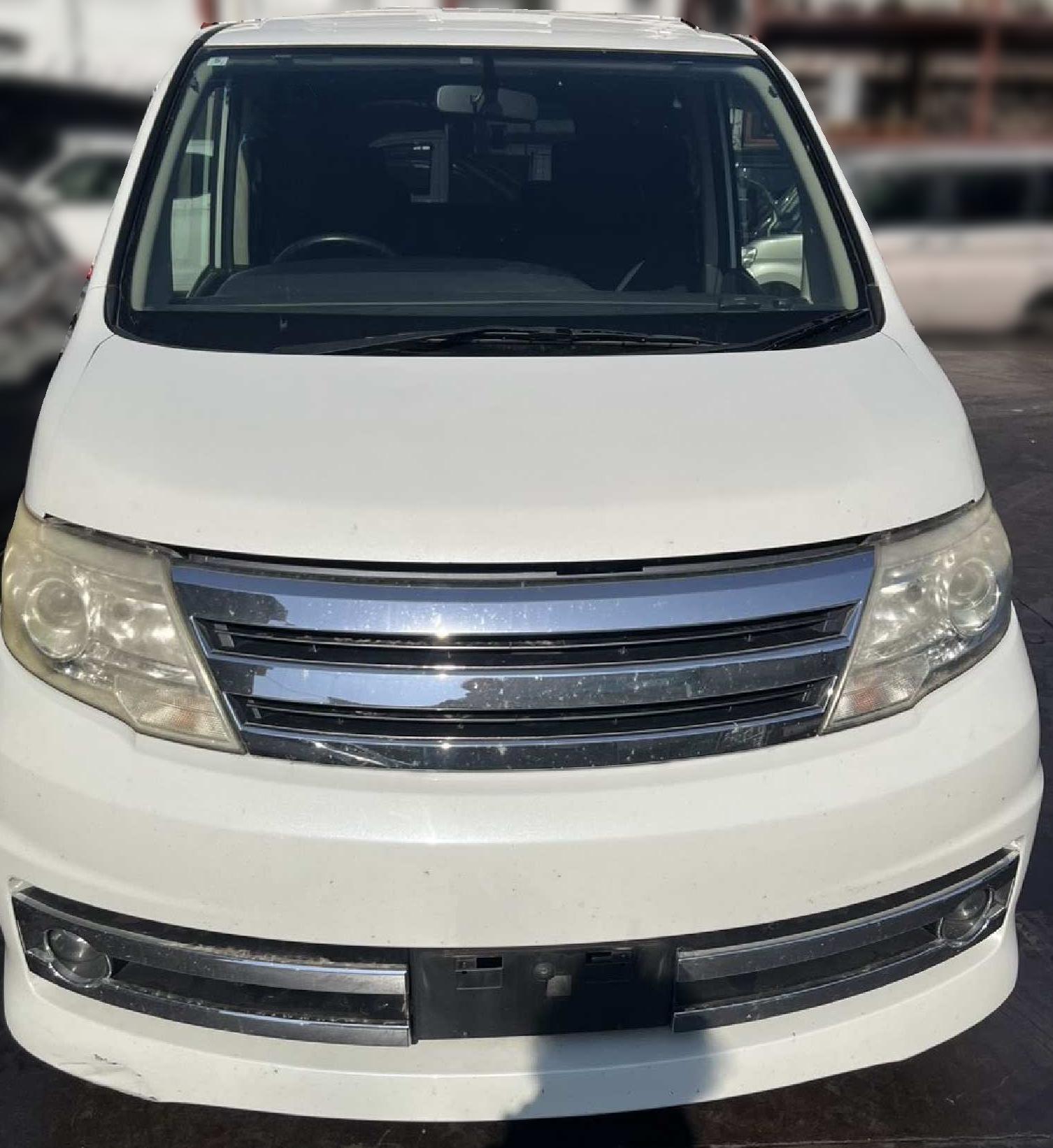 ニッサンセレナ平成22年式(2010年式)高知県高知市の買取実績2026/03/27画像1