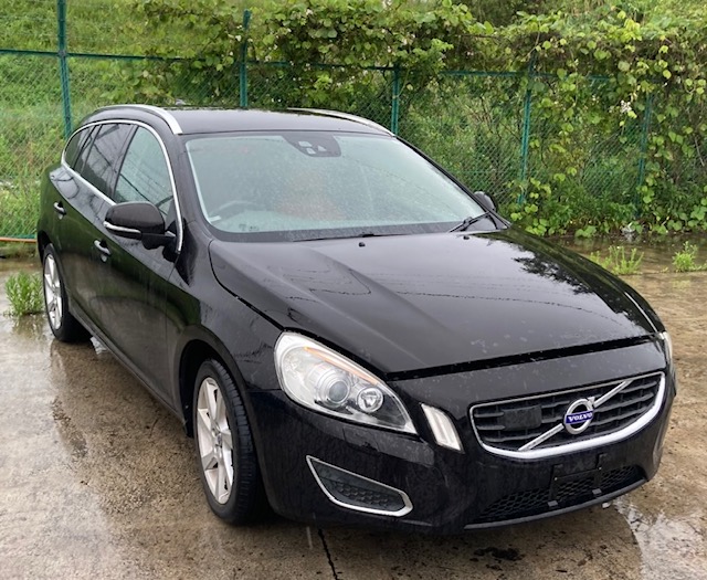 ボルボボルボ・Ｖ６０平成25年式(2013年式)宮城県仙台市の買取実績2026/08/07画像1